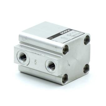 Pneumatic cylinder 