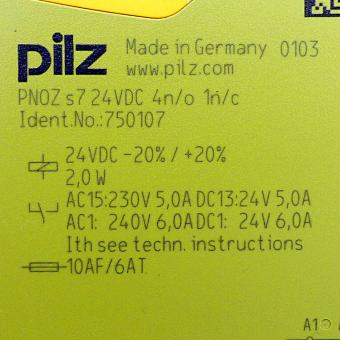 Safety relay PNOZ s7 24VDC 4n/o 1n/c 