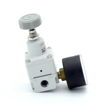 Precision pressure regulator 