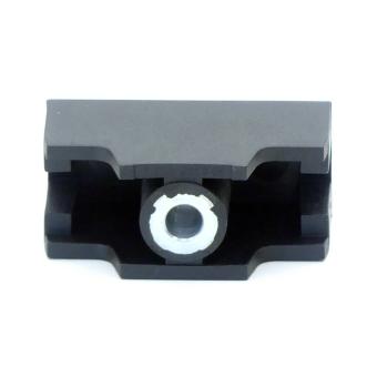 Cross connector 868 