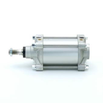 Pneumatic cylinder 