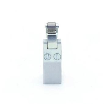 Roller lever valve  R-3-M5 