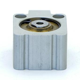 Pneumatic cylinder 