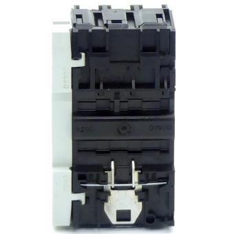 Motor circuit breaker with auxiliary contact 