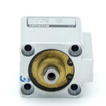 Pneumatic cylinder 