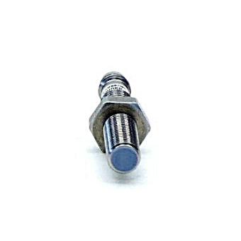 Inductive proximity sensor 