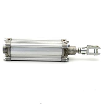 Pneumatic cylinder 