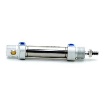 Pneumatic cylinder 