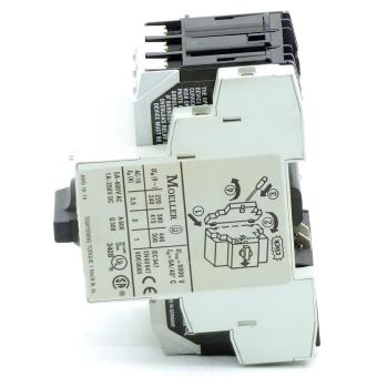 Motor circuit breaker with auxiliary contact 