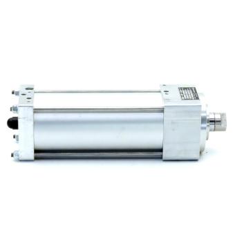 Pneumatic cylinder 