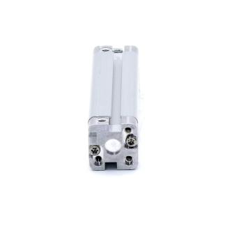 Pneumatic cylinder 7472 C00 560 