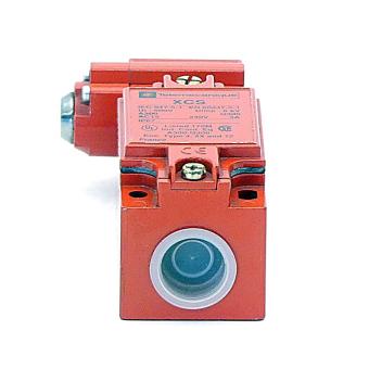 Safety interlock switch 