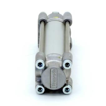 Pneumatic cylinder 