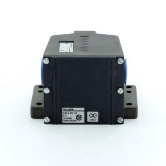 Multiple position Switch BNS 819-D03-D12-100-10 