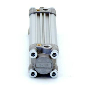 Pneumatic cylinder 