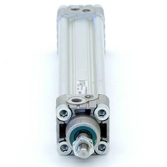 pneumatic cylinder 