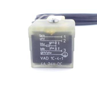 Valve connector with cable 