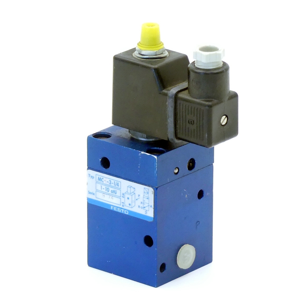 Solenoid valve with coil 