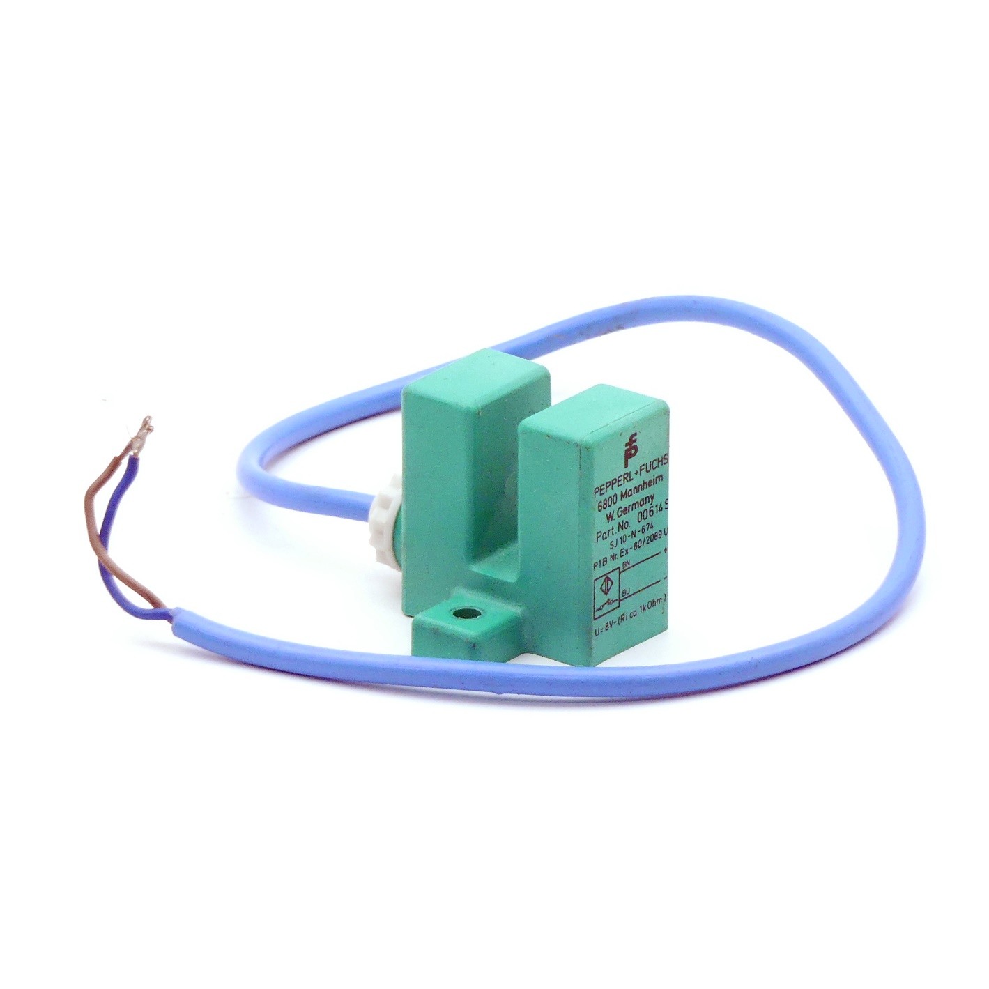 Inductive slot sensor 