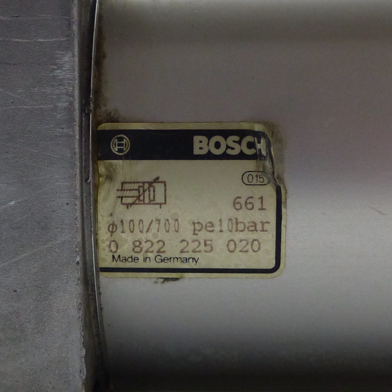 Compact Cylinder 100 x 700 