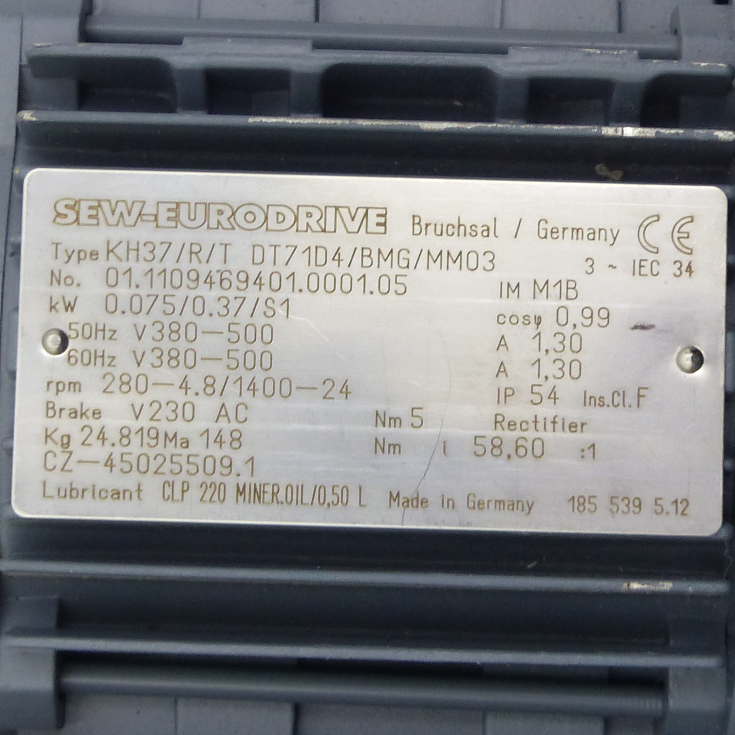 Getriebemotor KH37/R/T DT71D4/BMG/MM03 