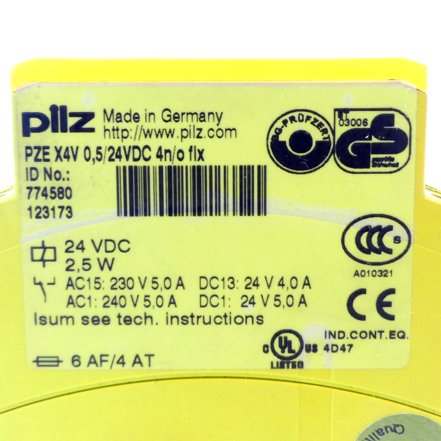 Contact block PZE X4V 0,5/24VDC 4n/o fix 