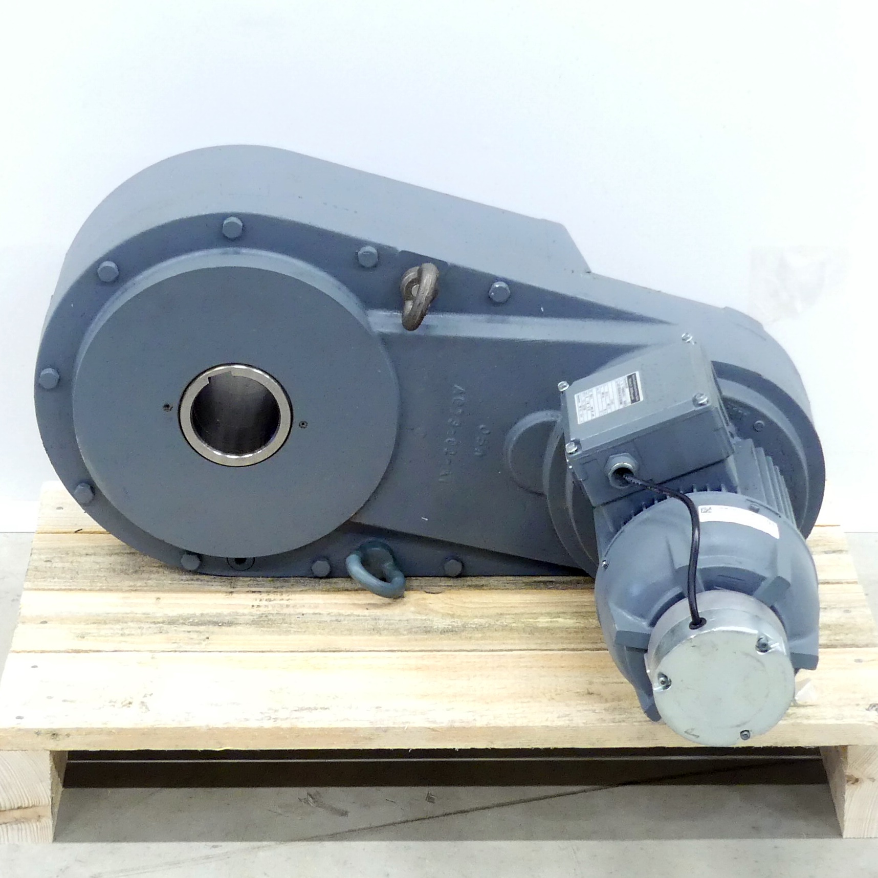 Shaft Mounted Geared Motor with brake 