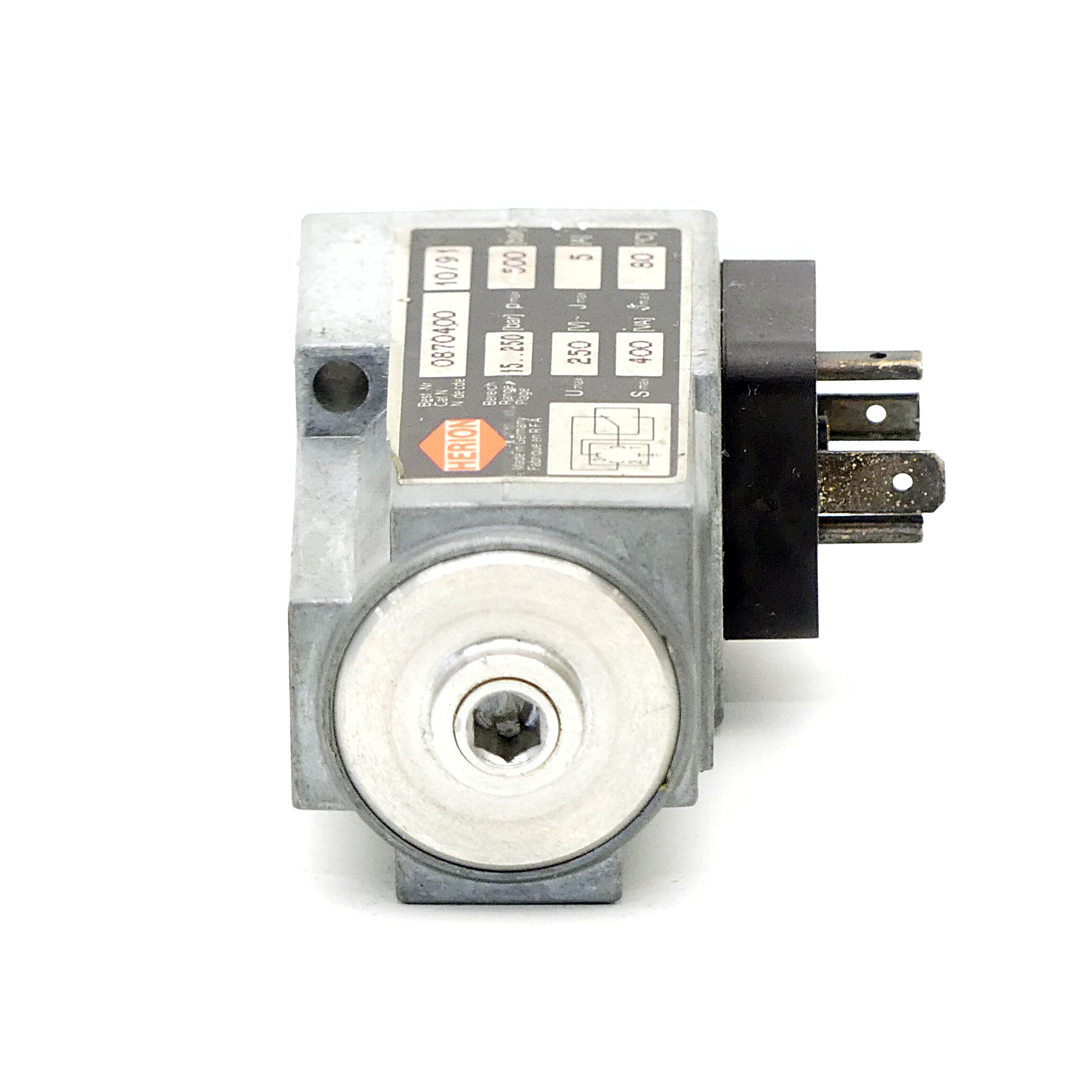 Pressure switch 