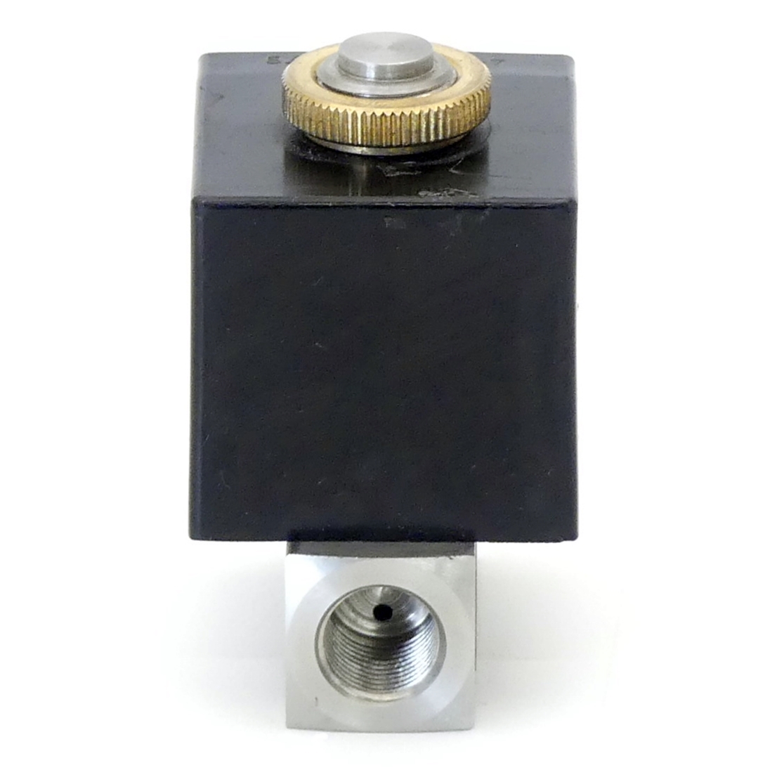 Solenoid valve 