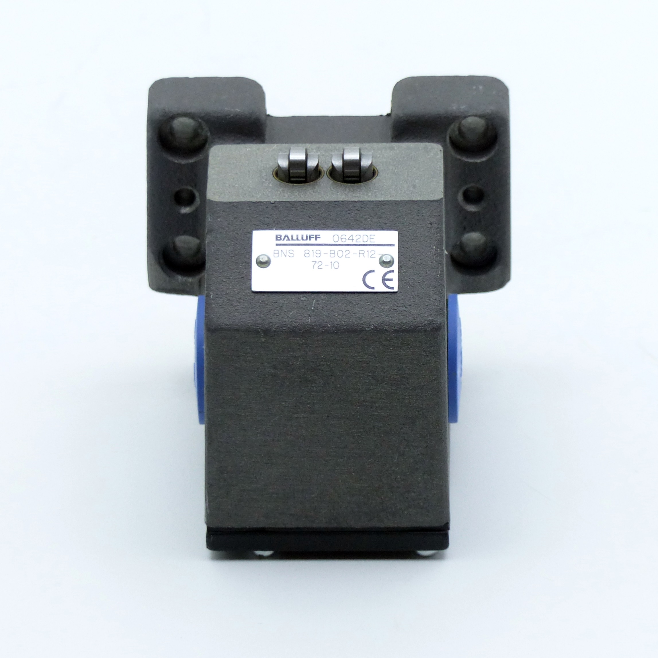 Switch Block BNS 819-B03-R12-72-10 