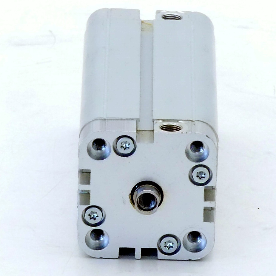 Pneumatic cylinder 0 822 394 105 