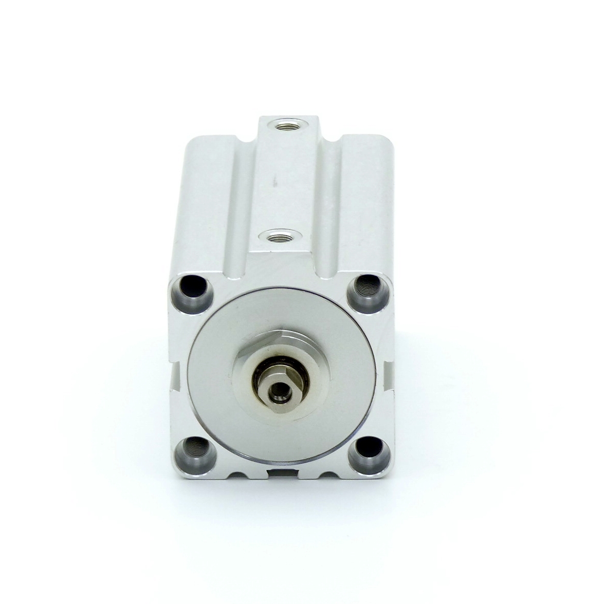 Pneumatic cylinder 