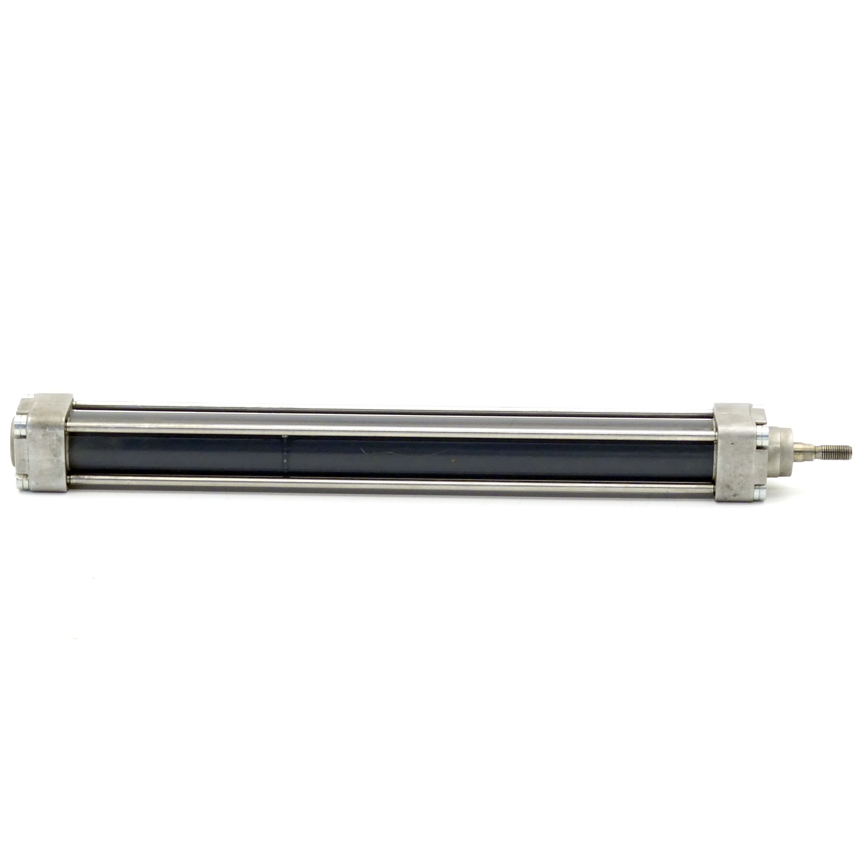 Pneumatic cylinder 