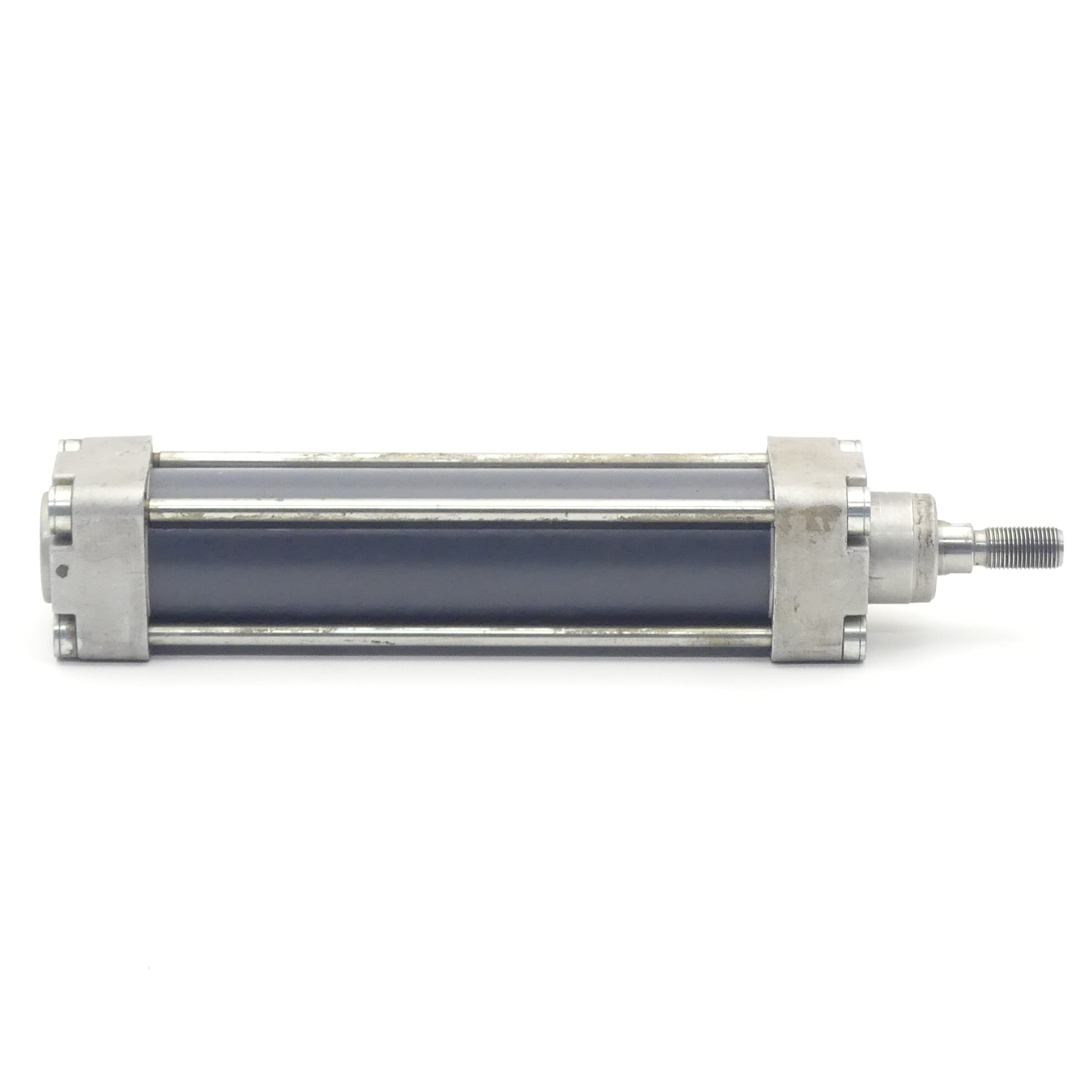 Pneumatic cylinder 