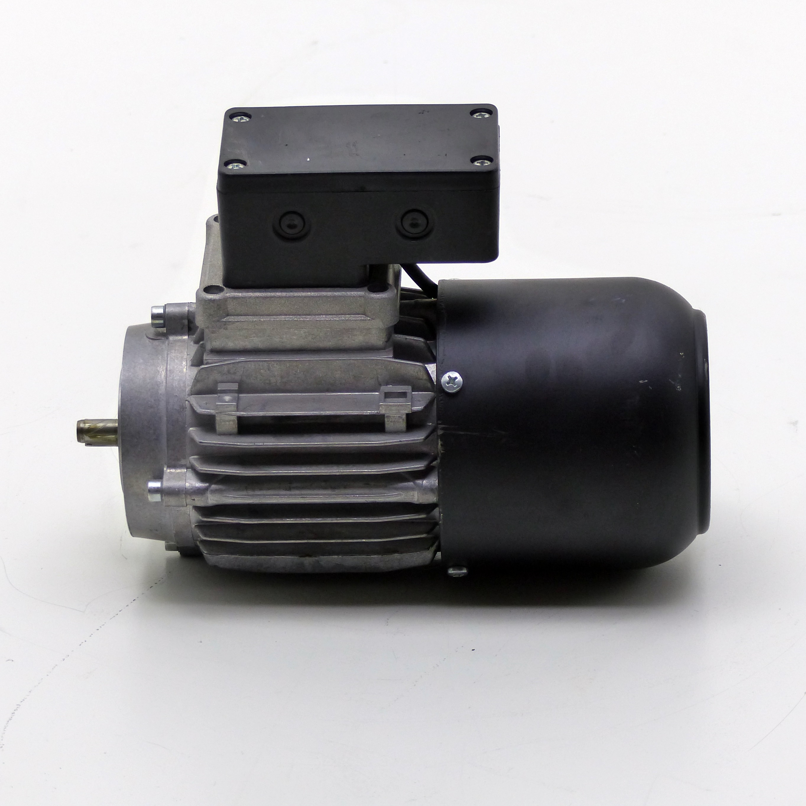 Getriebemotor BFK457-04 