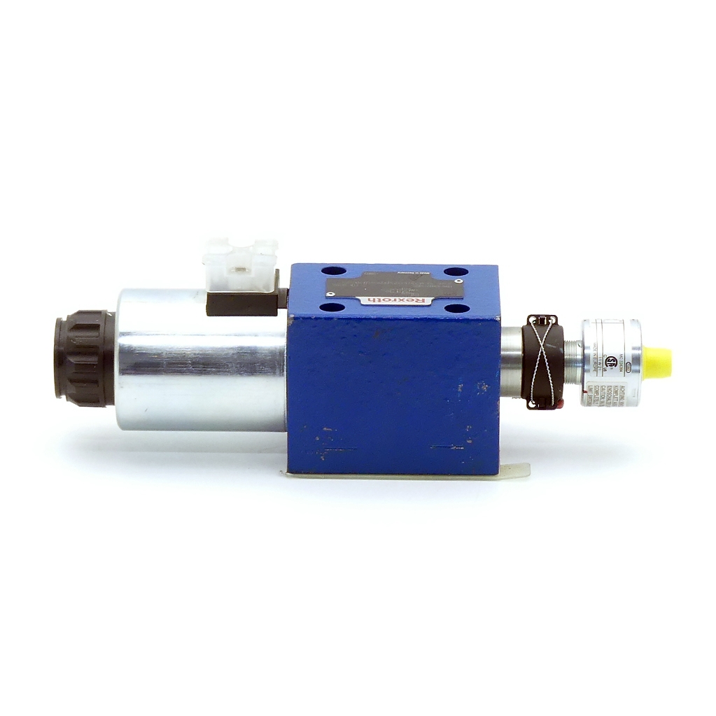 3/2 Directional valve 3WE 10 B33/CG24N9K4QMBG24 