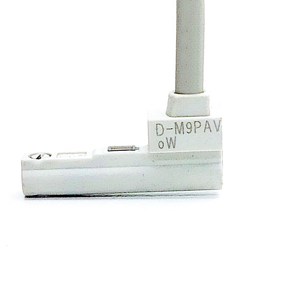 Electronic signal transmitter 