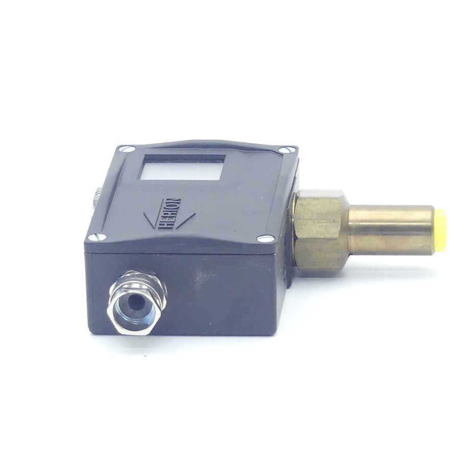 Pressure switch 