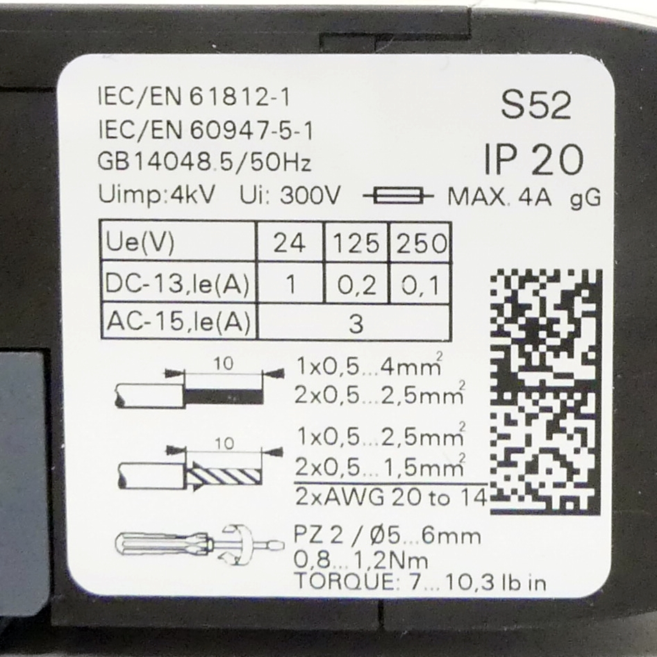 solid-state time-delayed auxiliary switcher 