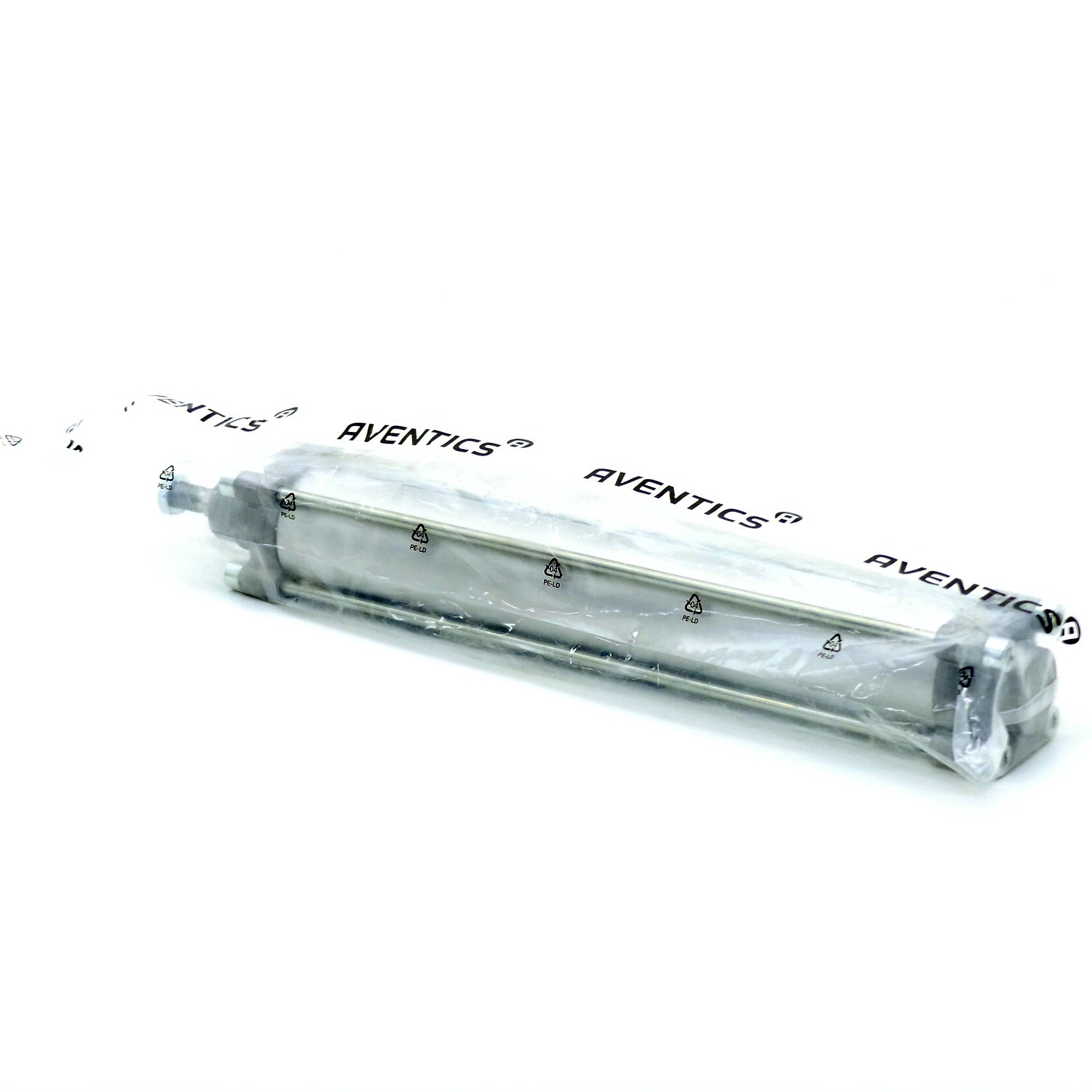 Pneumatic cylinder 